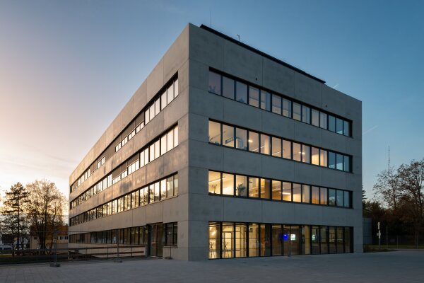 Ostbayerische Technische Hochschule Regensburg, Neubau Verwaltung